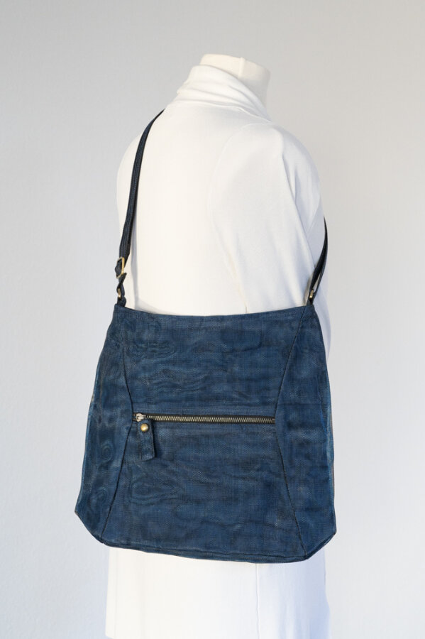 Umhänge-Tasche Peer Nacht-Blau
