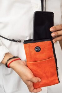 Handytasche Key Lachsrot