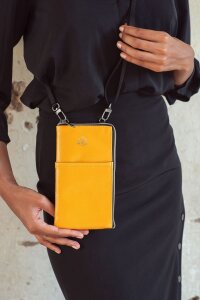 IKI Mate Handy-Tasche